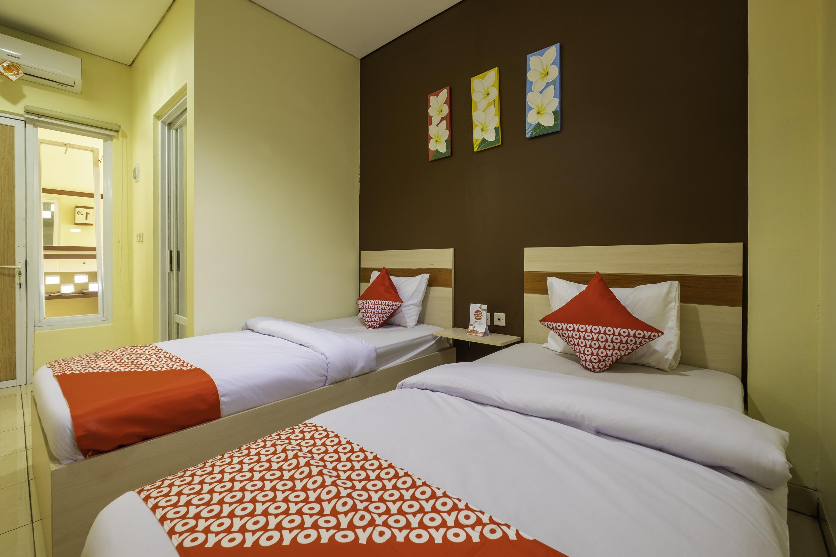 Oyo 2947 Cluster Harris Home Stay & Kos Cimindi Exterior foto